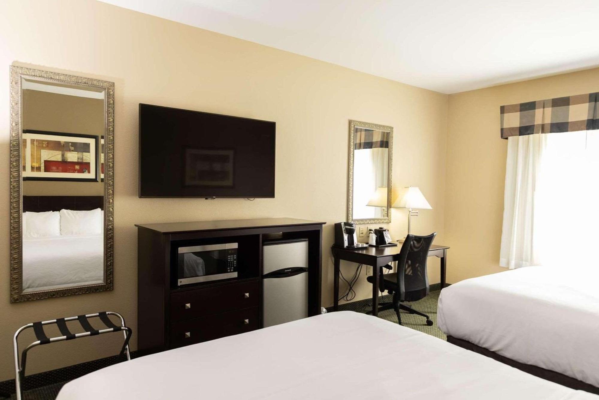 Country Inn & Suites By Radisson, Elizabethtown, Ky Bagian luar foto